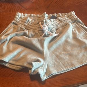 COPY - NWT ULTRA HI RISE HOLLISTER SHORTS LARGE TEAL